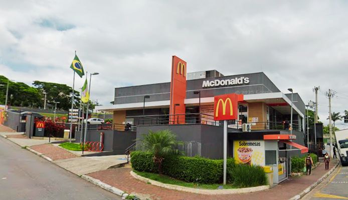 Operação monousuária de rede de fast-food inaugurada pela Unique Garden Malls em ponto estratégico de alto fluxo