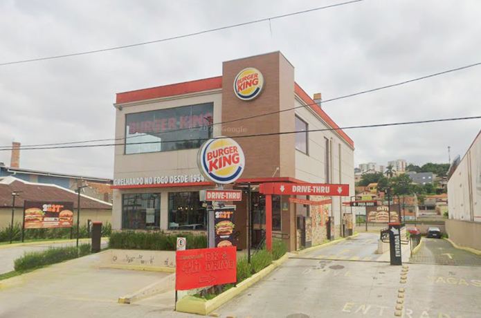 Operação monousuária de rede de fast-food inaugurada pela Unique Garden Malls em ponto estratégico de alto fluxo