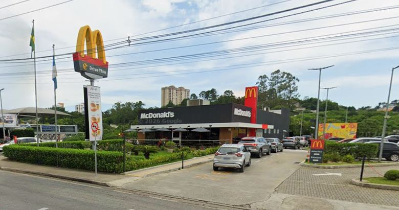 Operação monousuária de rede de fast-food inaugurada pela Unique Garden Malls em ponto estratégico de alto fluxo